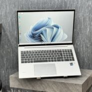 Hp EliteBook 860 G10